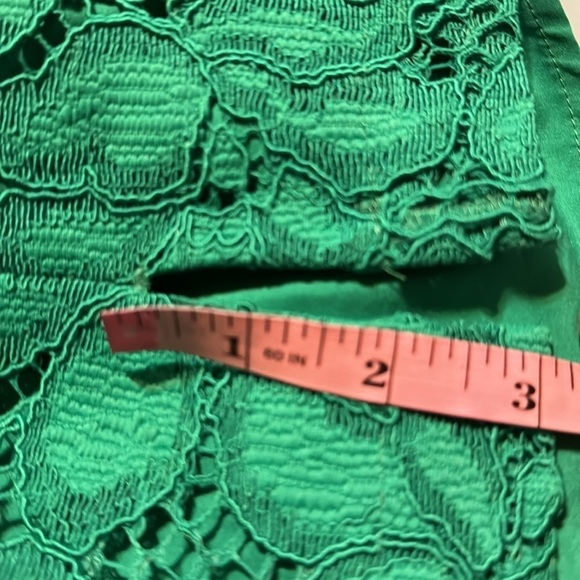 Size 6 green lace, mini skirt lined bright green high waisted skirt - Picture 4 of 6